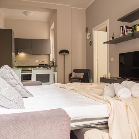 The Best Rent - Apartment With Balcony In Milan Downtown Exteriör bild