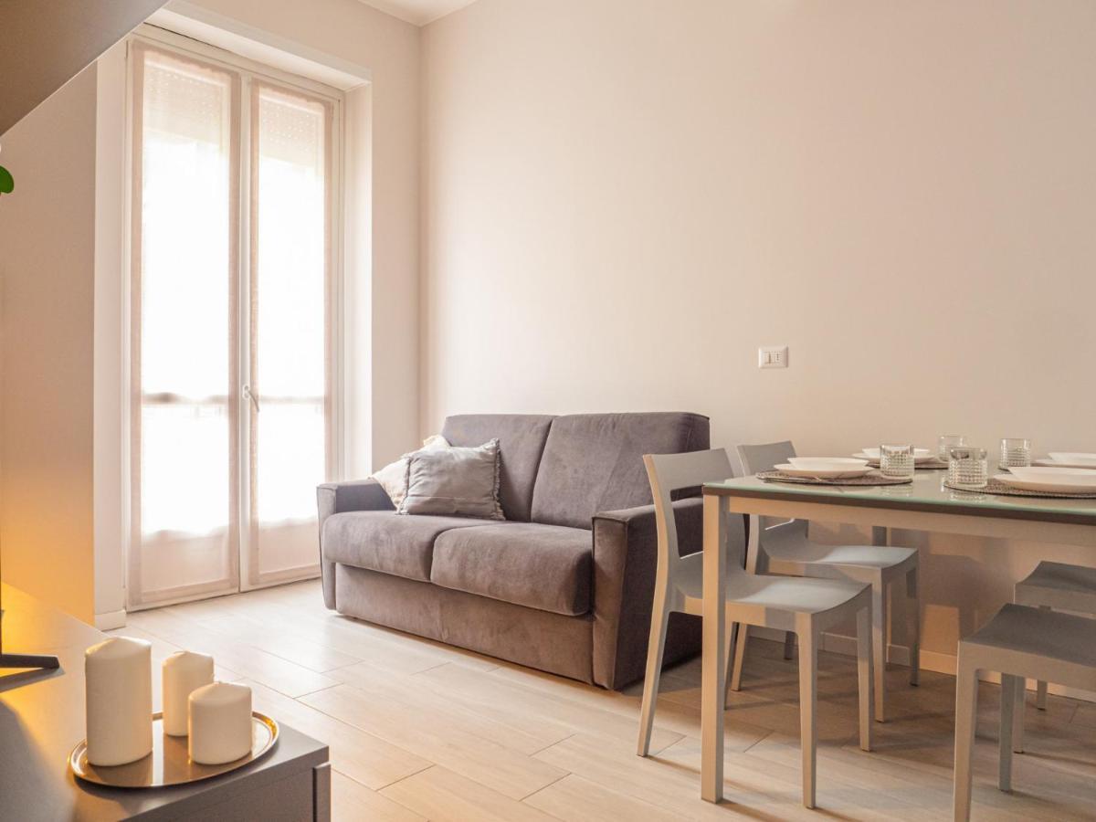 The Best Rent - Apartment With Balcony In Milan Downtown Exteriör bild