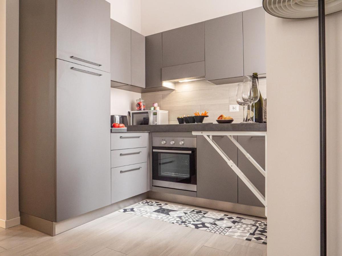 The Best Rent - Apartment With Balcony In Milan Downtown Exteriör bild
