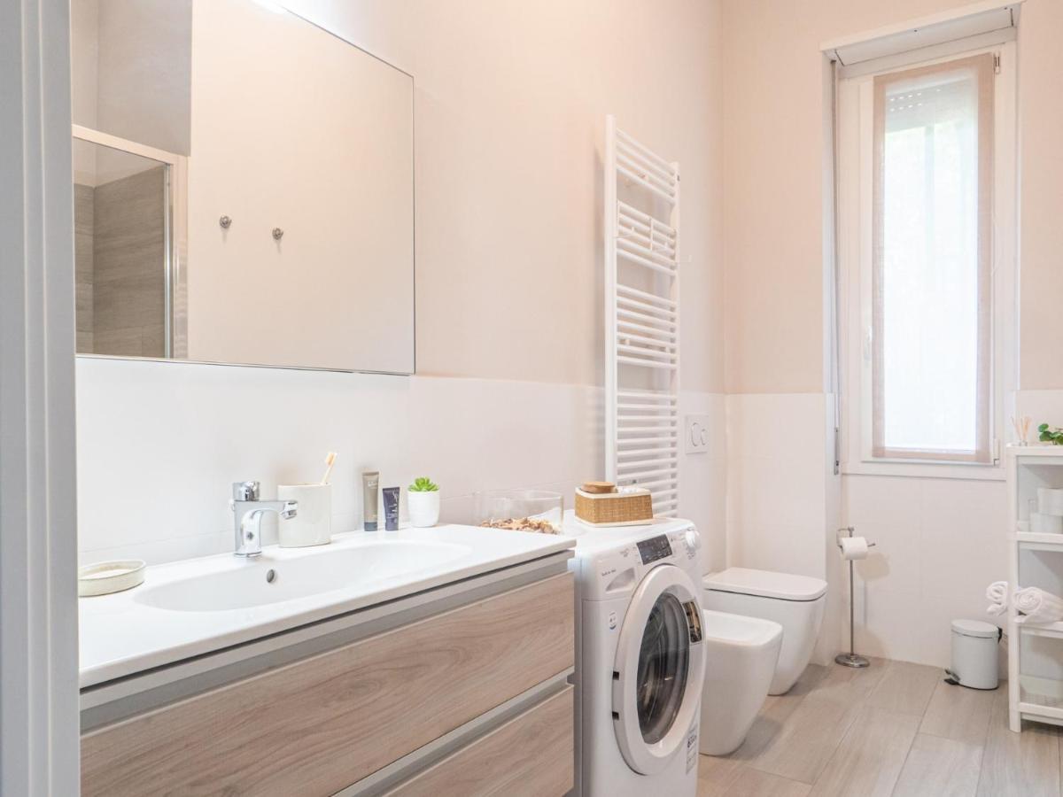 The Best Rent - Apartment With Balcony In Milan Downtown Exteriör bild